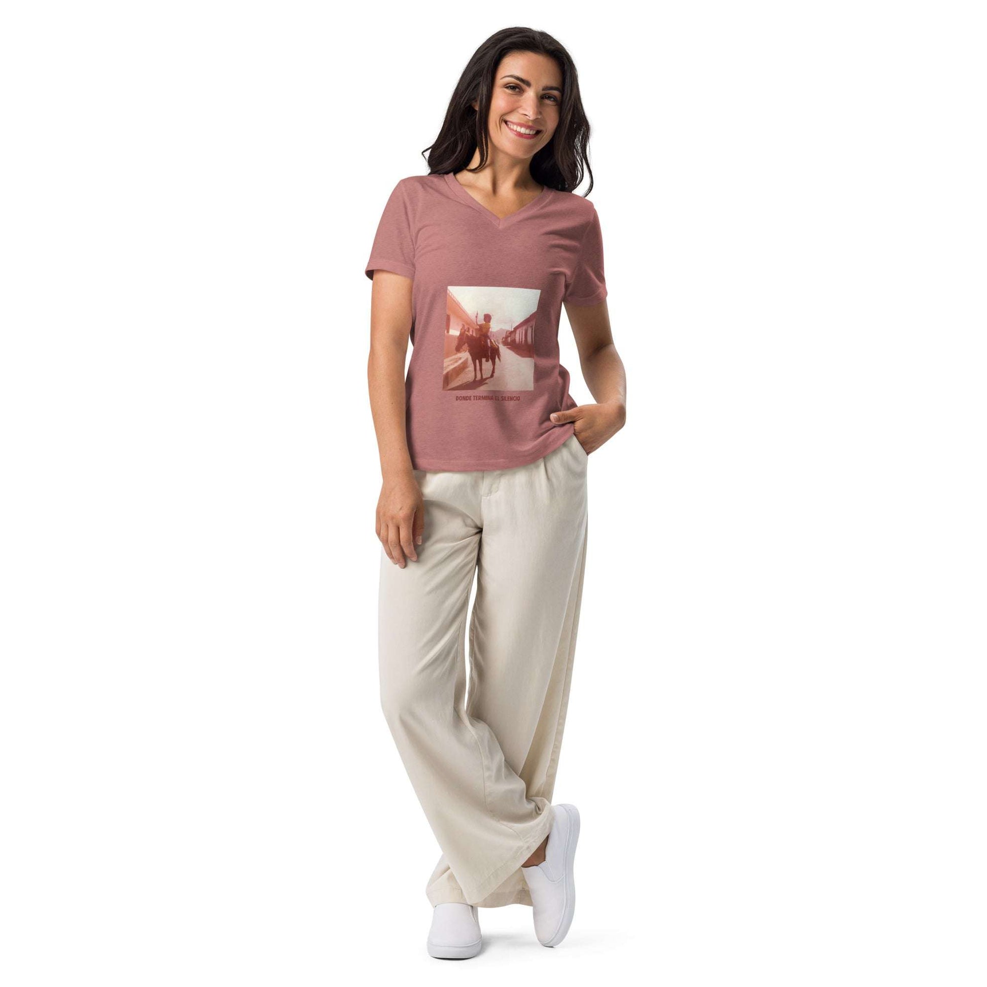 Women’s relaxed v-neck t-shirt