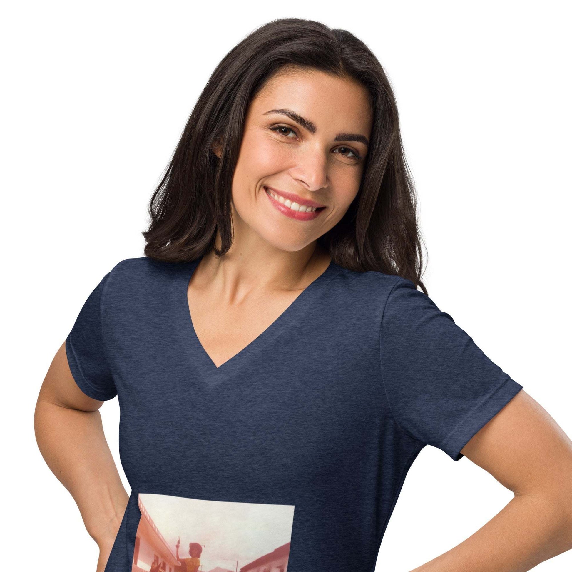 Women’s relaxed v-neck t-shirt